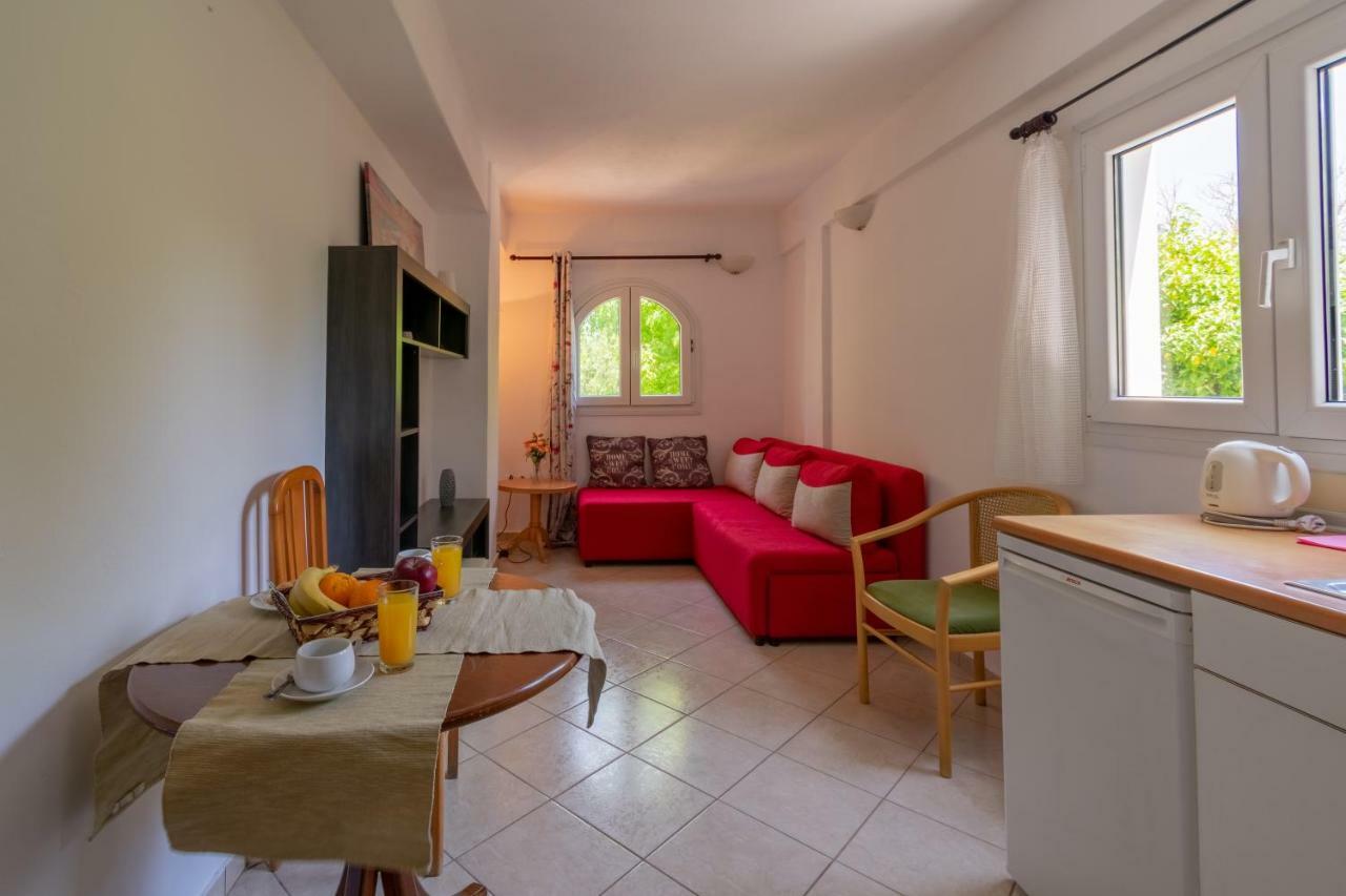 Villa Litsa エルモネス エクステリア 写真