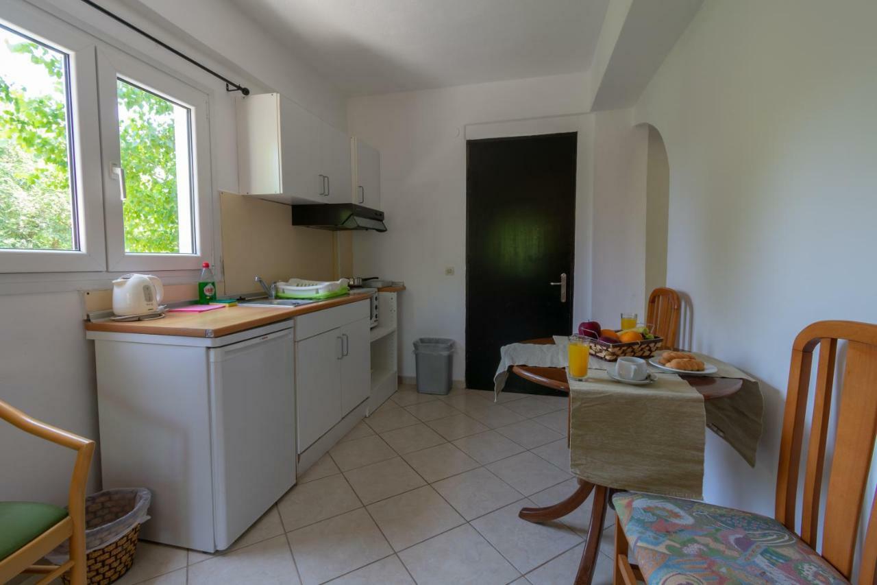 Villa Litsa エルモネス エクステリア 写真